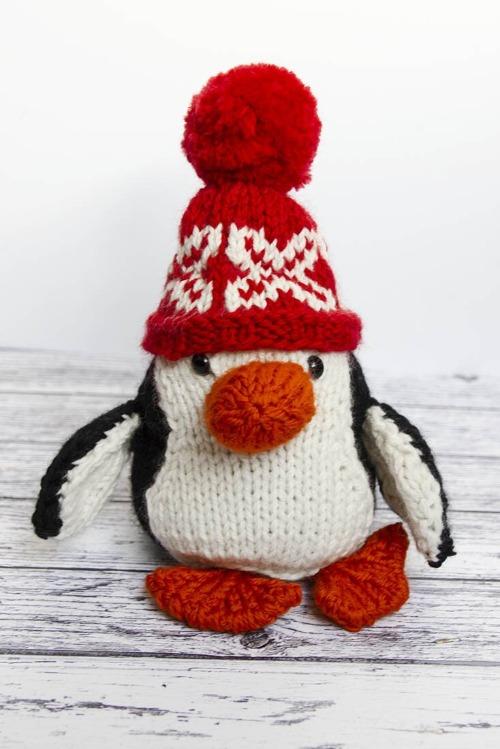 Aleks Byrd Pengwyn the Penguin Knitting Pattern - The Needle Store