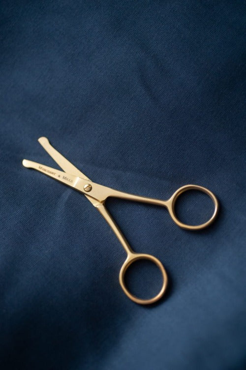 Merchant & Mills Short Safety Gold Scissors - The Needle Store