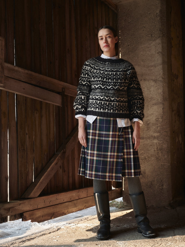 Laine Magazine - Issue 23 - The Needle Store