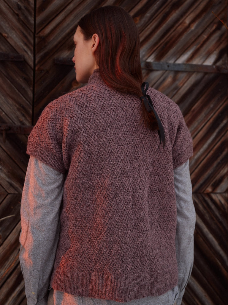 Laine Magazine - Issue 23 - The Needle Store