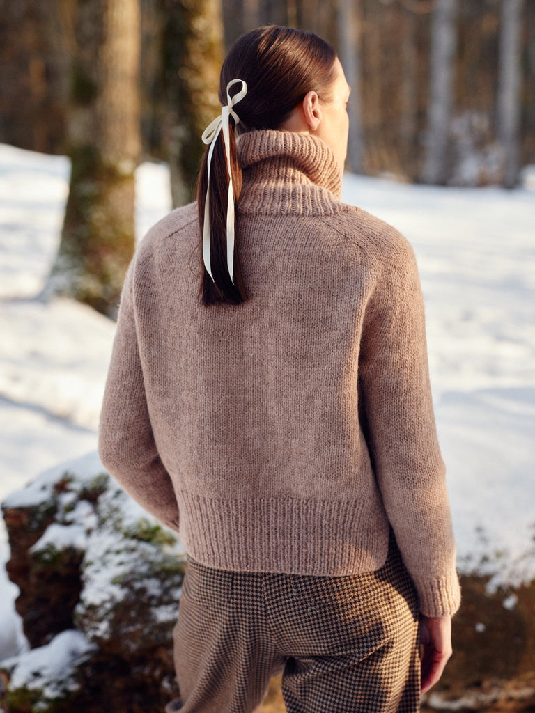 Laine Magazine - Issue 23 - The Needle Store