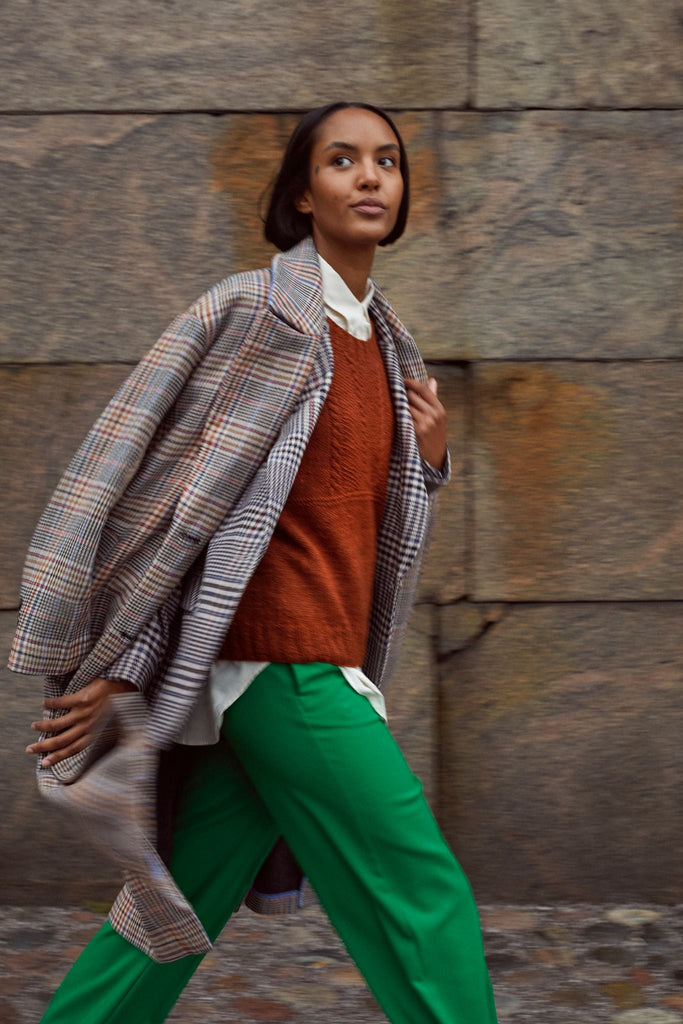 Laine Magazine - Issue 16 - The Needle Store