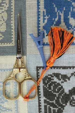 Sajou Tour Eiffel Gilded Embroidery Scissors with Blue Charm - The Needle Store